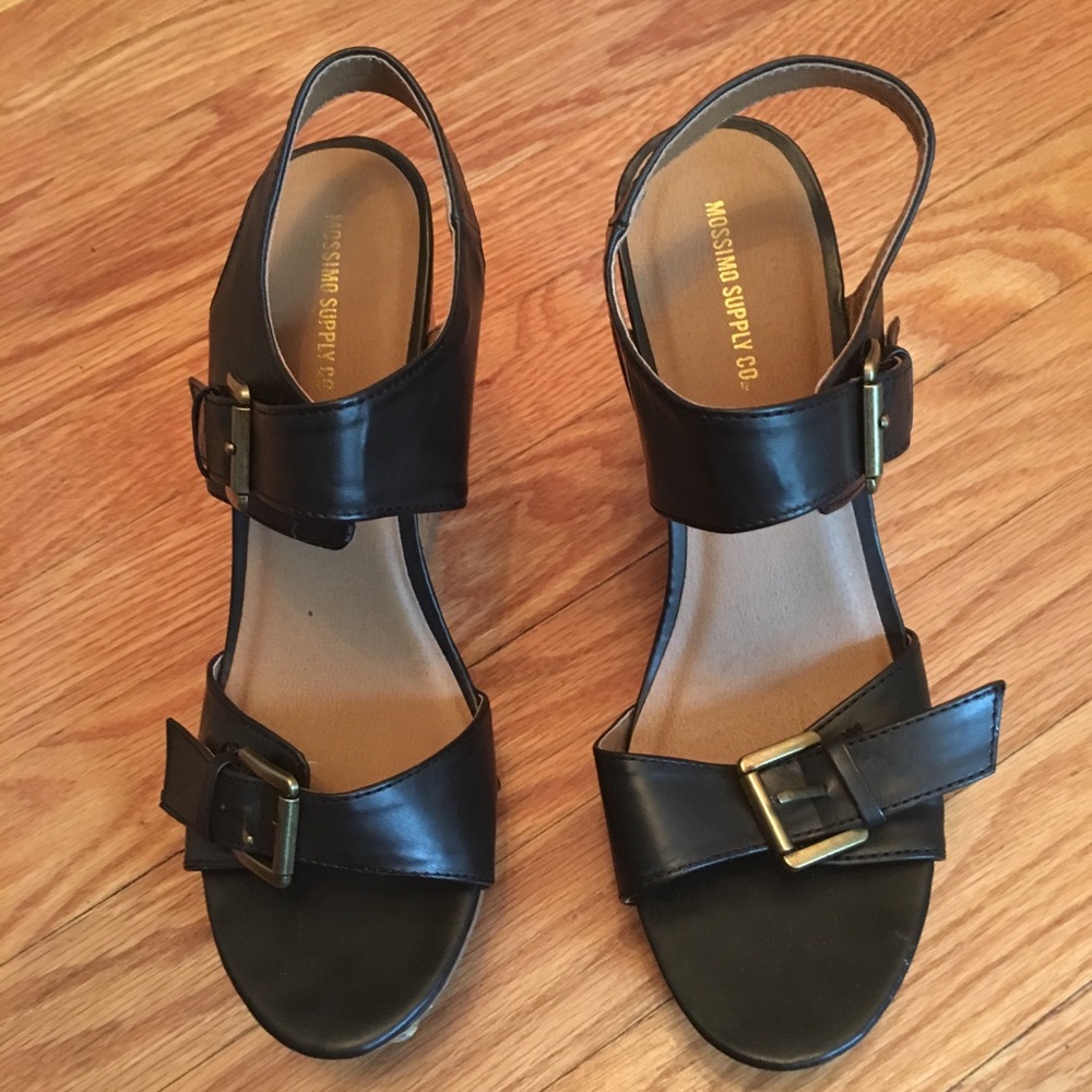 Mossimo Wedges - Picture 2 of 5
